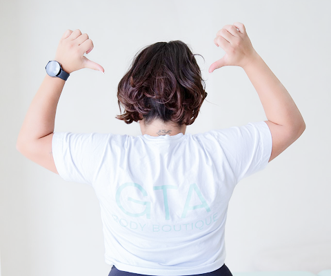 Client receiving revitalizing wellness treatment